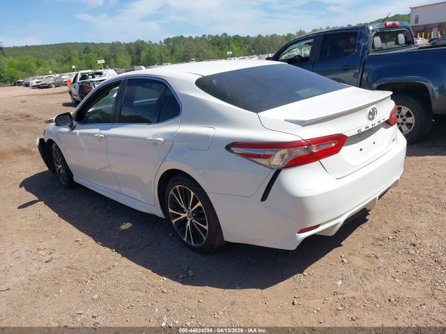 44824295 :رقم المزاد ، JTNB11HK7J3015723 vin ، 2018 Toyota Camry Se مزاد بيع