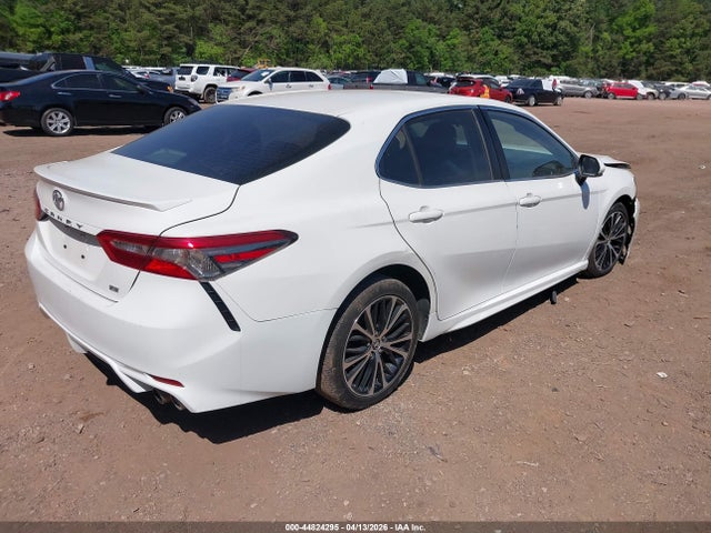 44824295 :رقم المزاد ، JTNB11HK7J3015723 vin ، 2018 Toyota Camry Se مزاد بيع
