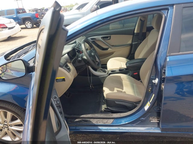 44824314 :رقم المزاد ، KMHDH4AE1GU552021 vin ، 2016 Hyundai Elantra Se مزاد بيع