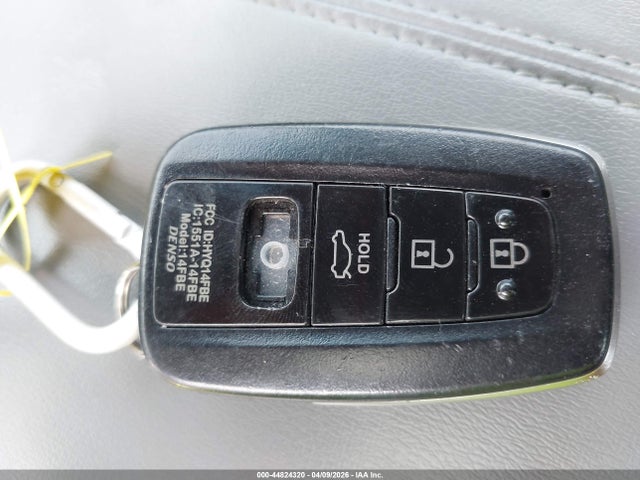 4T1BZ1FB1KU032833 Toyota AVALON LIMITED
