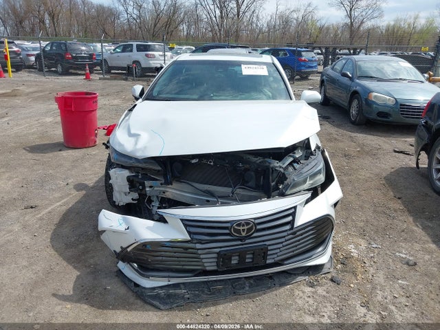 4T1BZ1FB1KU032833 Toyota AVALON LIMITED
