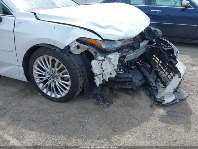 4T1BZ1FB1KU032833 Toyota AVALON LIMITED