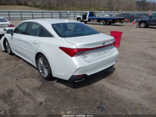 4T1BZ1FB1KU032833 Toyota AVALON LIMITED