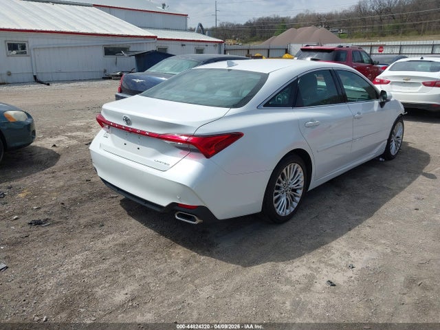 4T1BZ1FB1KU032833 Toyota AVALON LIMITED