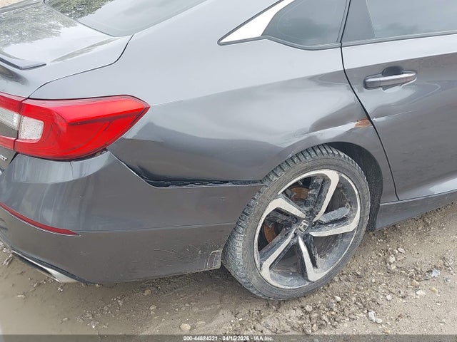 Aukcja sprzedaży 2018 Honda Accord Sport, vin: 1HGCV1F32JA243926, numer aukcji: 44824321