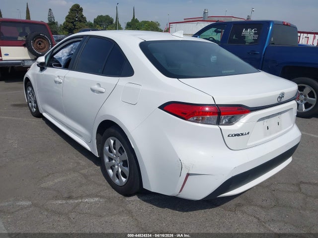 Toyota COROLLA LE 2020 5YFEPRAE5LP098551 Image 3