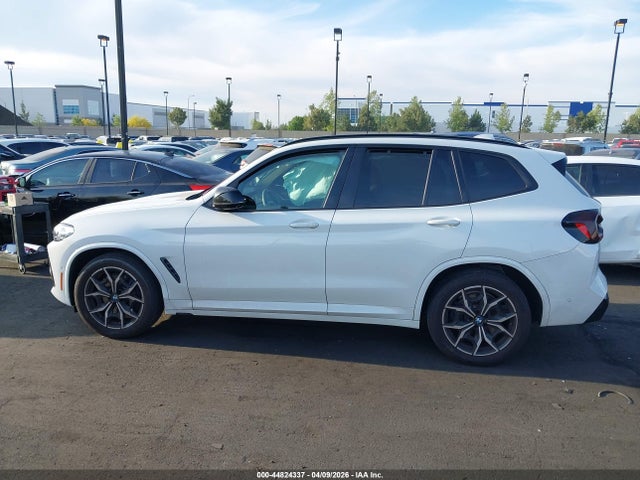 44824337 :رقم المزاد ، 5UX83DP08N9M95945 vin ، 2022 Bmw X3 M40i مزاد بيع