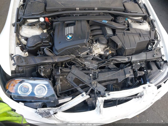 Продаж на аукціоні авто 2008 Bmw 328i, vin: WBAVC53538FZ84980, номер лоту: 44824340
