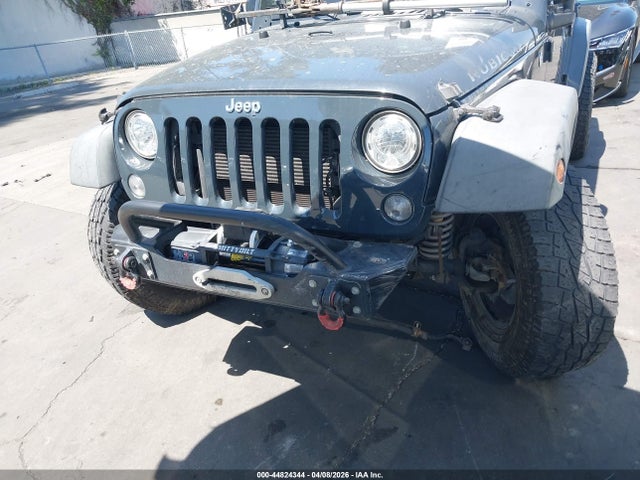 1C4BJWFG8HL685498 Jeep Wrangler Unlimited Rubicon 4x4