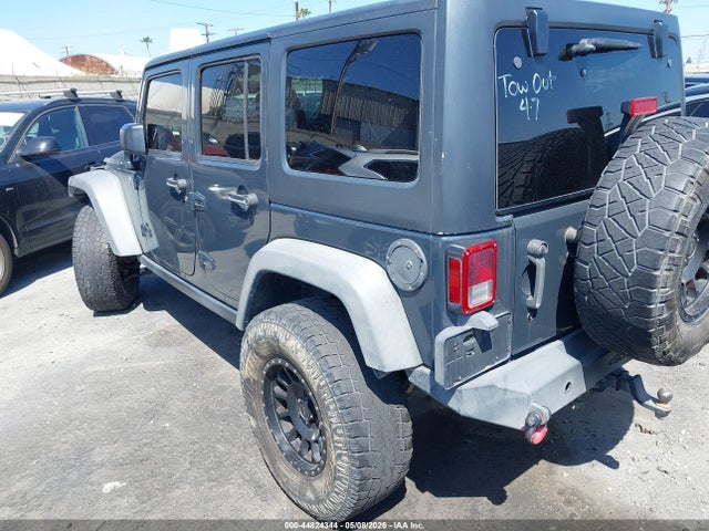 1C4BJWFG8HL685498 Jeep Wrangler Unlimited Rubicon 4x4