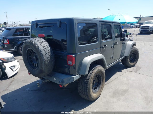 1C4BJWFG8HL685498 Jeep Wrangler Unlimited Rubicon 4x4