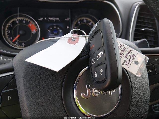 44824364 :رقم المزاد ، 1C4PJMMX9MD111316 vin ، 2021 Jeep Cherokee Latitude Lux 4x4 مزاد بيع