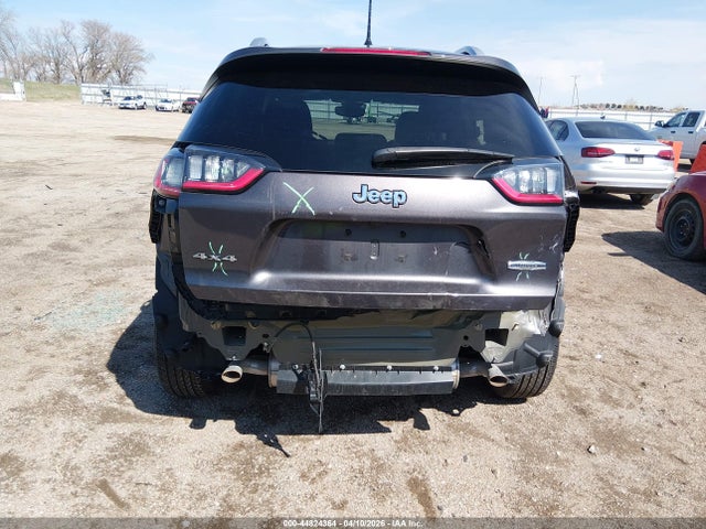 44824364 :رقم المزاد ، 1C4PJMMX9MD111316 vin ، 2021 Jeep Cherokee Latitude Lux 4x4 مزاد بيع
