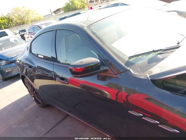 Maserati Ghibli S Q4 2015 ZAM57RTA6F1130017 Image 14