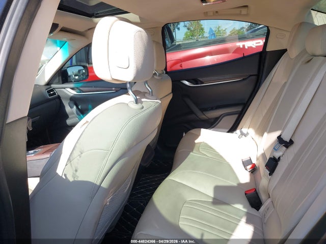 Maserati Ghibli S Q4 2015 ZAM57RTA6F1130017 Image 21
