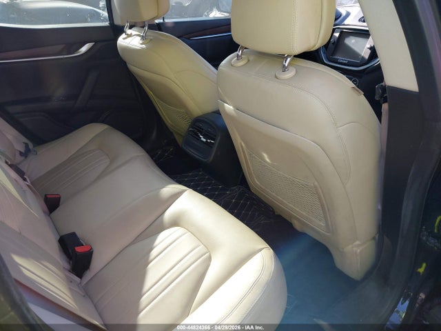 Maserati Ghibli S Q4 2015 ZAM57RTA6F1130017 Image 8