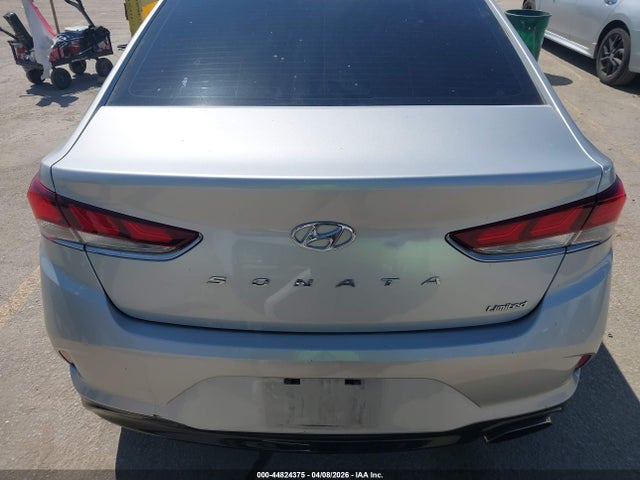 Hyundai Sonata Limited 2018 5NPE34AF8JH695968 Image 16