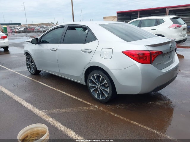 Toyota Corolla Se Special Edition 2017 5YFBURHE4HP611815 Image 3