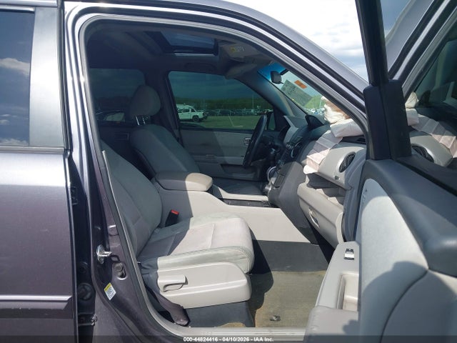 Продажа на аукционе авто 2015 Honda Pilot Se, vin: 5FNYF3H35FB020188, номер лота: 44824416