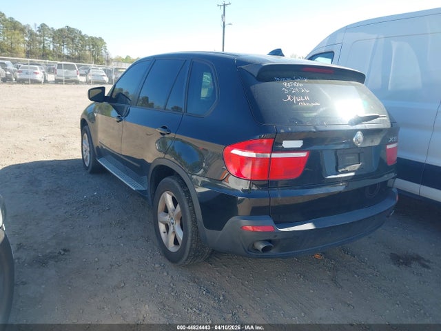 2010 BMW X5 5UXFE4C57AL380706 Photo 2