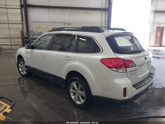 Продажа на аукционе авто 2014 Subaru Outback 2.5i Limited, vin: 4S4BRBKC9E3291679, номер лота: 44824453