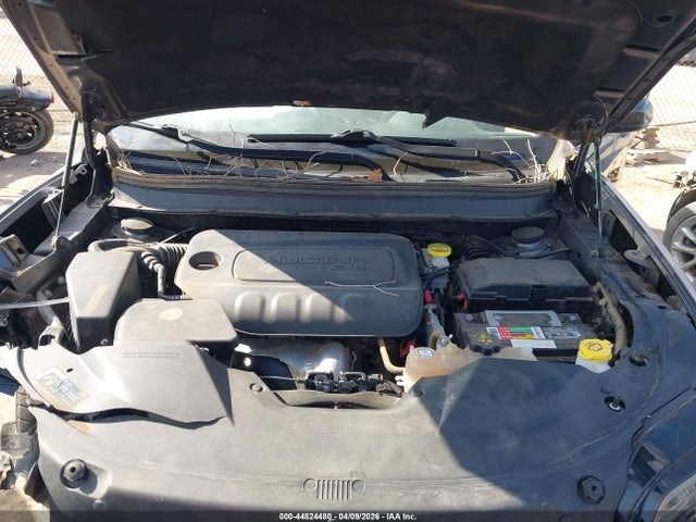 2020 Jeep Cherokee Latitude Plus Fwd მანქანა იყიდება აუქციონზე, vin: 1C4PJLLB1LD606642, აუქციონის ნომერი: 44824480