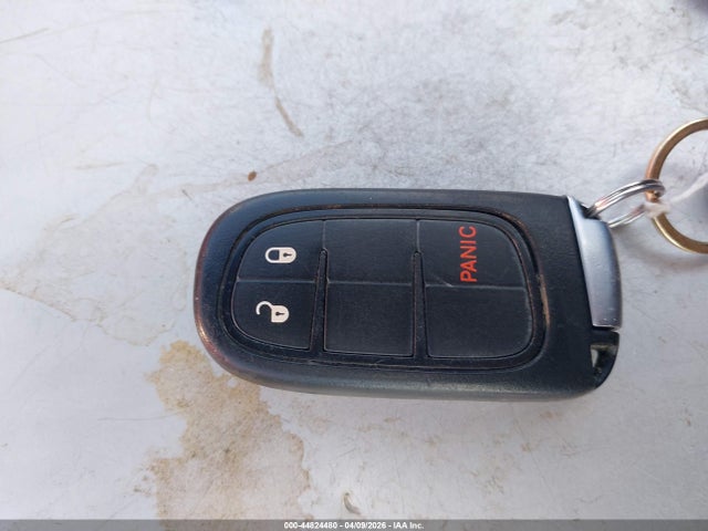 2020 Jeep Cherokee Latitude Plus Fwd მანქანა იყიდება აუქციონზე, vin: 1C4PJLLB1LD606642, აუქციონის ნომერი: 44824480