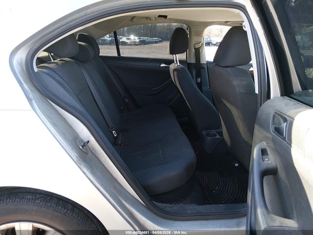 44824481 :رقم المزاد ، 3VW2K7AJ8CM373594 vin ، 2012 Volkswagen Jetta 2.0l S مزاد بيع