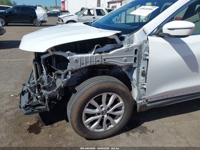 44824500 :رقم المزاد ، KNMAT2MVXHP609869 vin ، 2017 Nissan Rogue Sv مزاد بيع