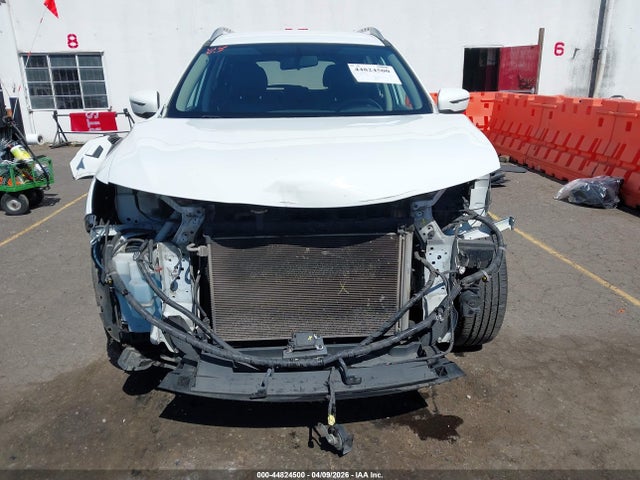 44824500 :رقم المزاد ، KNMAT2MVXHP609869 vin ، 2017 Nissan Rogue Sv مزاد بيع