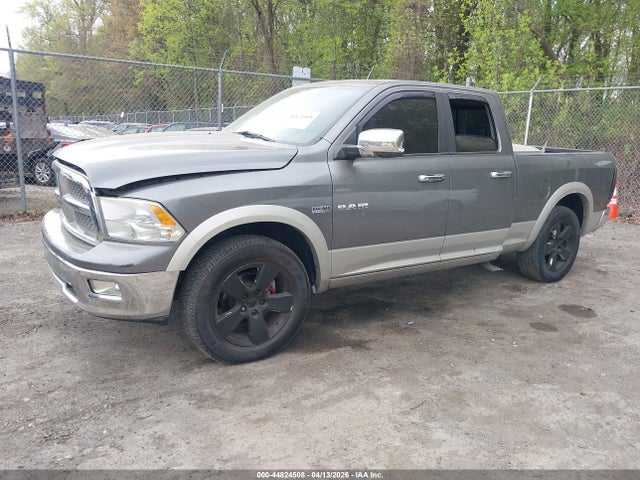 44824508 :رقم المزاد ، 1D7RV1GT7AS255917 vin ، 2010 Dodge Ram 1500 Laramie مزاد بيع