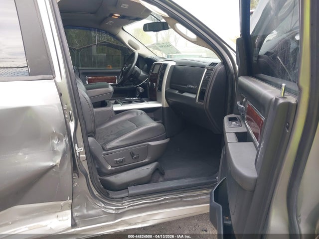 44824508 :رقم المزاد ، 1D7RV1GT7AS255917 vin ، 2010 Dodge Ram 1500 Laramie مزاد بيع