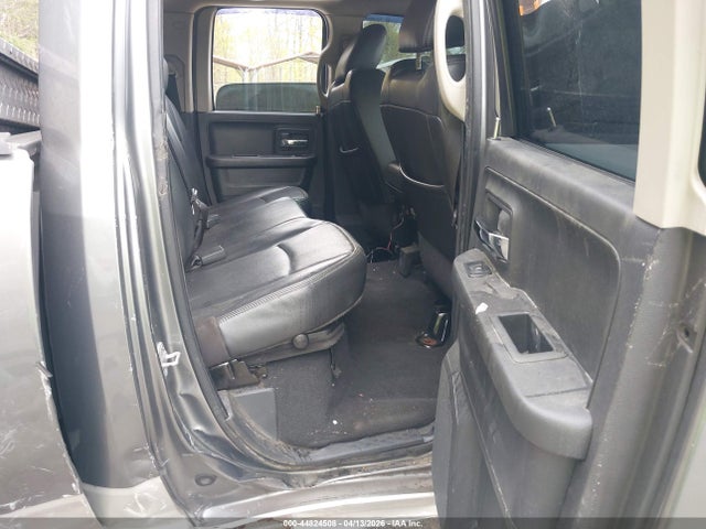 44824508 :رقم المزاد ، 1D7RV1GT7AS255917 vin ، 2010 Dodge Ram 1500 Laramie مزاد بيع