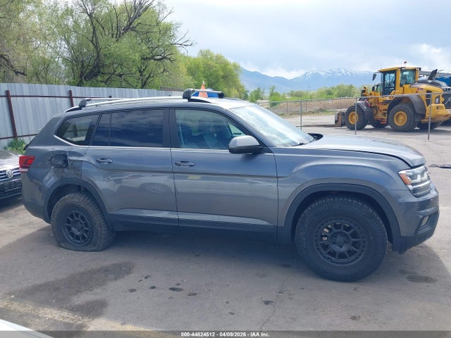 Продаж на аукціоні авто 2018 Volkswagen Atlas 3.6l V6 Se, vin: 1V2KR2CA0JC574496, номер лоту: 44824512