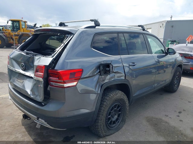 Продаж на аукціоні авто 2018 Volkswagen Atlas 3.6l V6 Se, vin: 1V2KR2CA0JC574496, номер лоту: 44824512