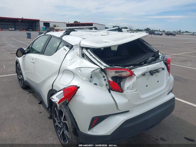 JTNKHMBX4K1025298 Toyota C-HR XLE