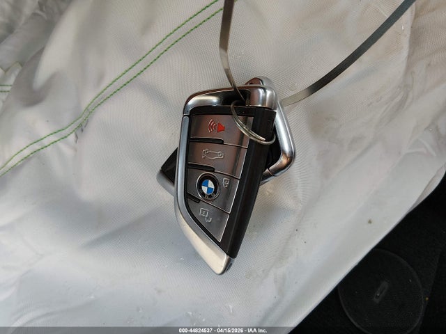 Продаж на аукціоні авто 2019 Bmw 530i Xdrive, vin: WBAJA7C55KWW09647, номер лоту: 44824537