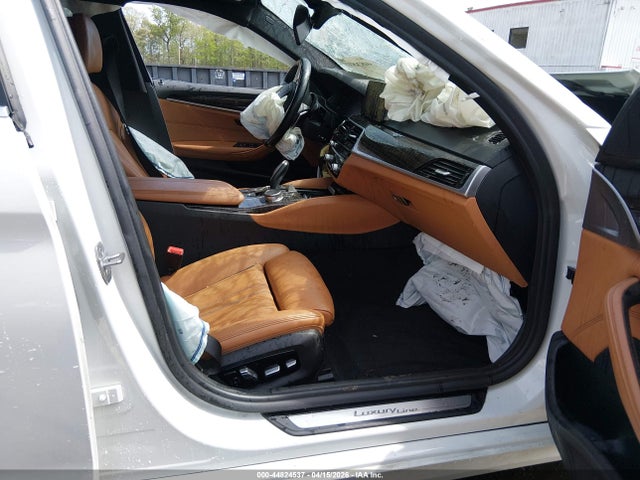 Продаж на аукціоні авто 2019 Bmw 530i Xdrive, vin: WBAJA7C55KWW09647, номер лоту: 44824537