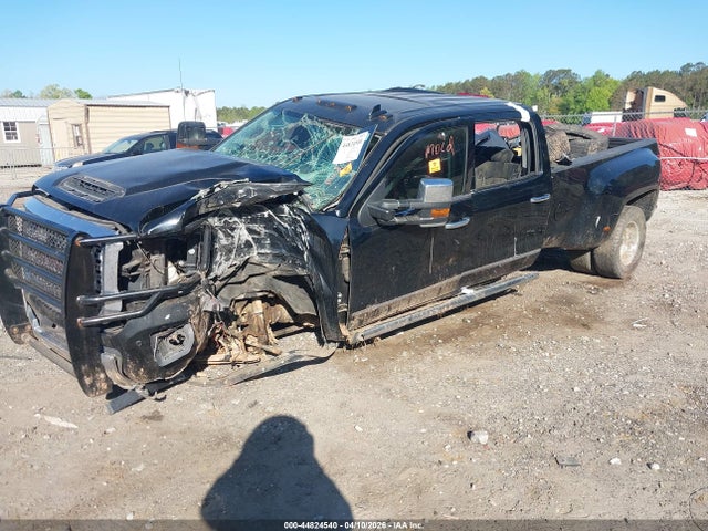 GMC Sierra 3500hd Denali 2017 1GT42YEY6HF215643 Image 2