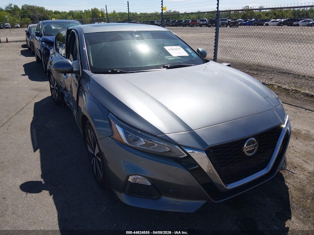 44824555 :رقم المزاد ، 1N4BL4DV8MN312837 vin ، 2021 Nissan Altima Sv Fwd مزاد بيع