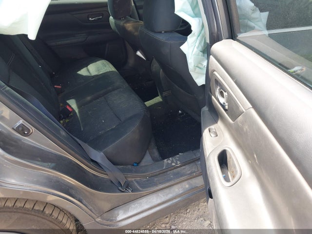 Продажа на аукционе авто 2016 Nissan Altima 2.5 S, vin: 1N4AL3AP4GC203173, номер лота: 44824558