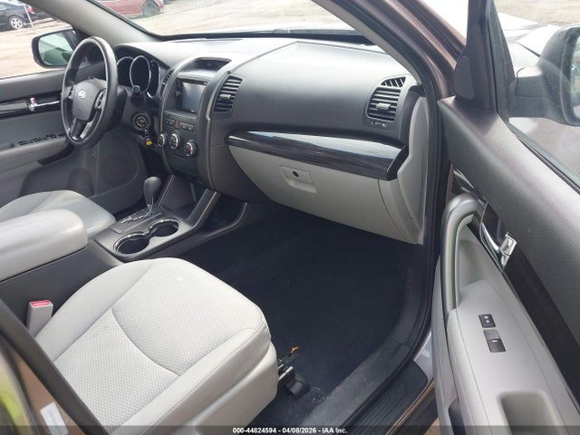 Продаж на аукціоні авто 2013 Kia Sorento Lx, vin: 5XYKTCA60DG397939, номер лоту: 44824594