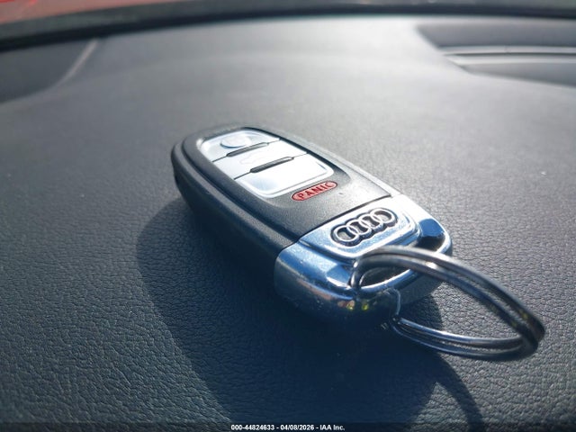 2013 AUDI A4 WAUAFAFLXDN040070 Photo 10