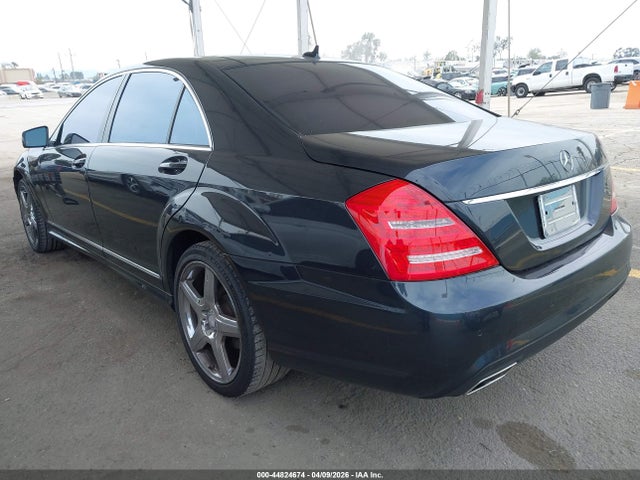 44824674 :رقم المزاد ، WDDNG7DB5DA495954 vin ، 2013 Mercedes-benz S 550 مزاد بيع