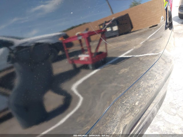 2013 MERCEDES-BENZ C 250 WDDGF4HB3DR266727 Photo 5