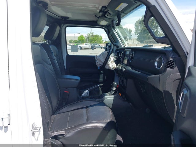 44824688 :رقم المزاد ، 1C4HJXEN0LW247842 vin ، 2020 Jeep Wrangler Unlimited Sahara 4x4 مزاد بيع