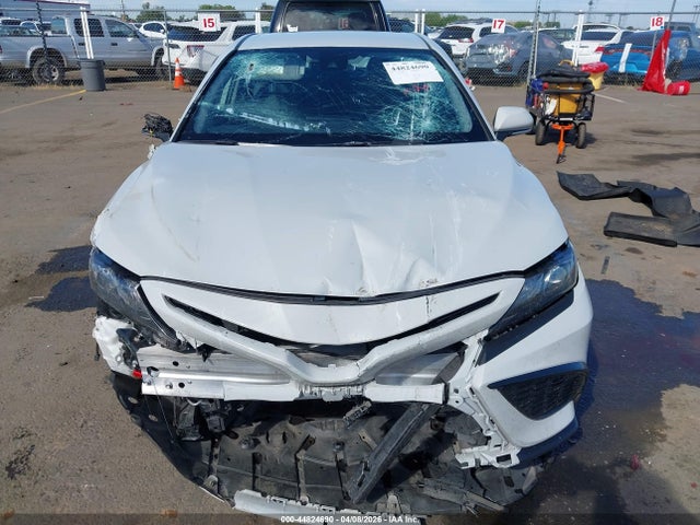 Aukcja sprzedaży 2022 Toyota Camry Se, vin: 4T1G11AK1NU068305, numer aukcji: 44824690