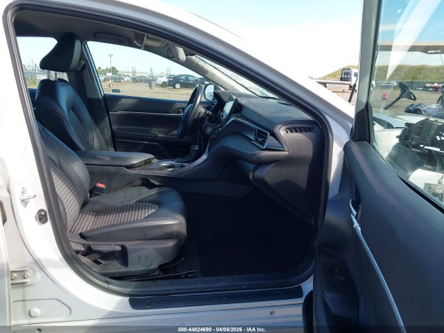 Aukcja sprzedaży 2022 Toyota Camry Se, vin: 4T1G11AK1NU068305, numer aukcji: 44824690
