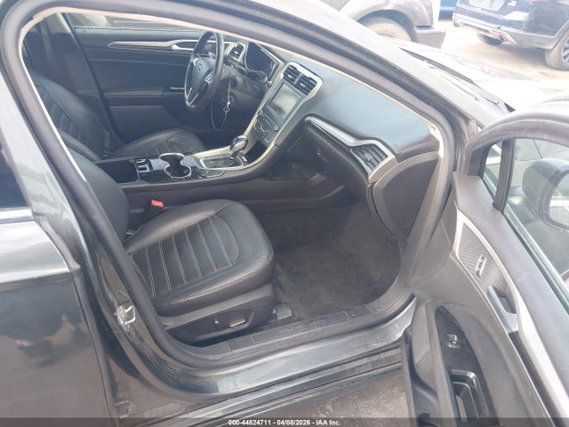 3FA6P0HD6GR186785 Ford FUSION SE