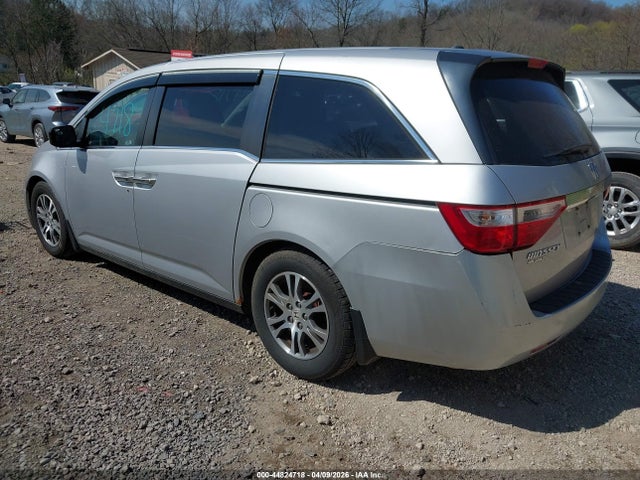 2013 HONDA ODYSSEY 5FNRL5H6XDB013432 Photo 2